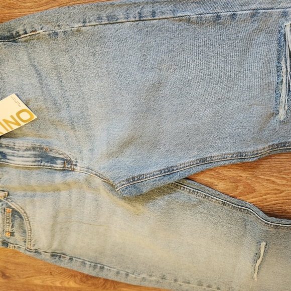 Light blue jeans - Picture 5 of 6